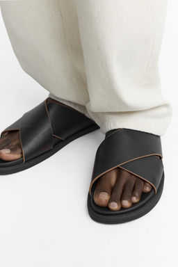 CRISS-CROSS LEATHER SANDALS - Zara фото 4