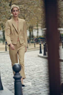 RHINESTONE CROPPED TROUSERS