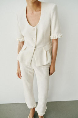 CHAQUETA PEPLUM VOLANTES MANGA CORTA / Crudo - Zara фото 3