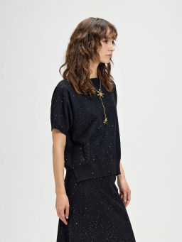 Футболка  с пайетками ANTIGA