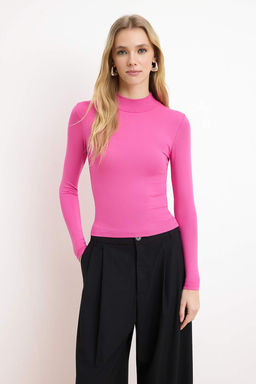 Fusya Duz Fitted Asimetrik Yaka Dusuk Kol Kolsuz Aksesuar Detayl? Esnek Orme Bluz TWOSS26BZ00352