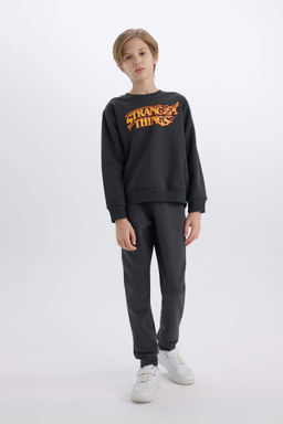 Новый толстый свитшот обычного кроя с круглым вырезом для мальчиков Очень странные дела - Defacto фото 2