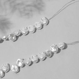 Бусины пластиковые на нити «Жемчуг», 1.2×1×0.5 см, набор 120 шт., цвет белый