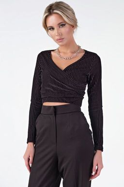 Топ бархатный укороченный с длинными рукавами черный