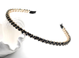 Ободок для волос с цирконом, цвет черный