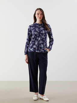 Ba?lamal? Yaka ?i?ekli Bluz