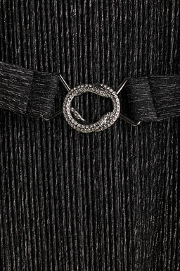 Vestido plisado con hombreras - H&m фото 7