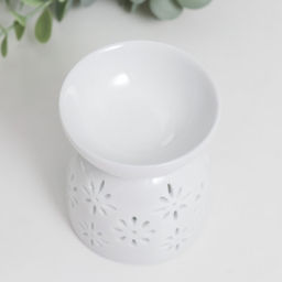 Аромалампа для эфирных масел Кружево цветочное, керамика, белый, 8?6.5?6 см, МИКС - Simaland фото 4