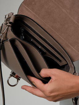 Сумка кожаная Azaro 30741 тауп