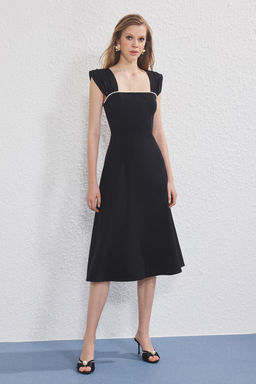 TRENDYOLMILLA Siyah Inci Detayl? Belden Ac?lan Dokuma Midi Elbise TPRSS25EL00287  фото 2