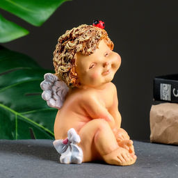 Фигурка полистоун «Ангелочек с божьей коровкой», цветной, 9×7×15 см