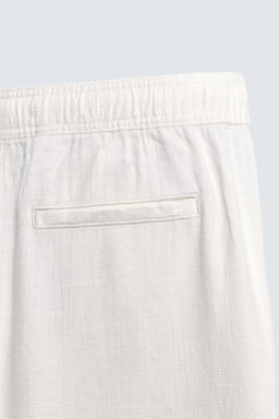 PANTAL?N RELAXED FIT ESTRUCTURA / Blanco roto
