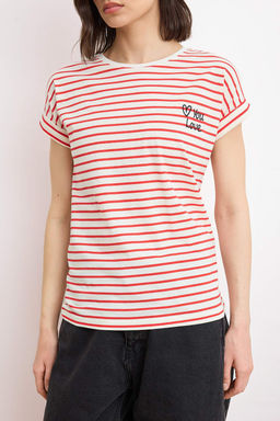 K?rm?z? Cizgili Regular/Normal Kal?p Slogan Nak?sl? Orme T-Shirt TWOSS26TS00235 - Trendyolmilla фото 3