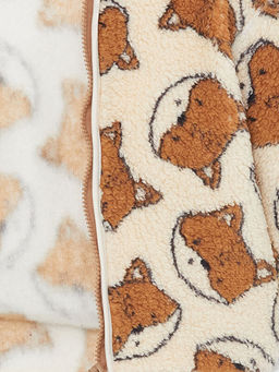 Kap??onlu Bask?l? Erkek Bebek H?rka