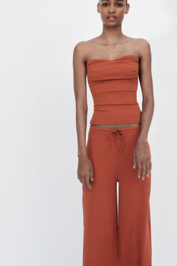 TEXTURED BANDEAU TOP - Zara фото 17