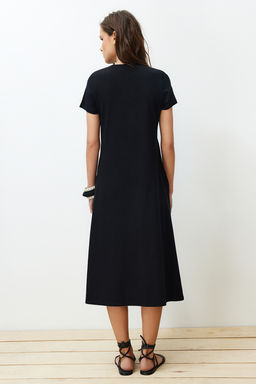 Siyah Cepli Bisiklet Yaka A-Line Orme Midi Elbise TWOSS24EL00169