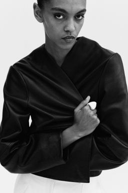 Chaqueta corta de piel - H&m фото 3