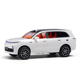 Машина "Мощный ход" (свет, звук) в коробке