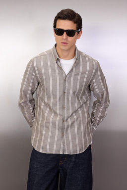 TRENDYOL MAN Beyaz Slim Fit Dugmeli Yaka Ince Cizgili Gomlek TMNSS20GO0092 - Trendyolmilla фото 48