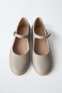 LIMITED EDITION BALLERINA WITH ANKLE STRAP