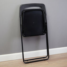 Стул пластиковый складной, на металлических ножках, цвет чёрный