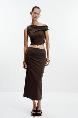 TEXTURED MIDI SKIRT