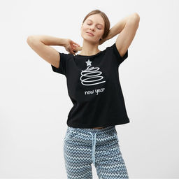 Футболка женская новогодняя «Ёлка», цвет чёрный, размер 46