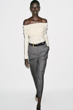 TROUSERS WITH BELT AND TURN-UP HEMS