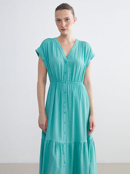 V Yaka Dokulu Belden Oturtmal? Elbise