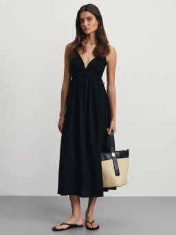 Сарафан с V-образным вырезом из жатой вискозы / Zarina  фото 2