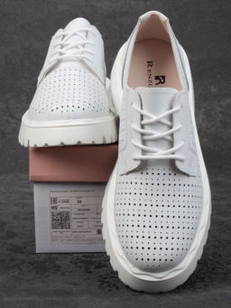 03-HY8-2D WHITE Полуботинки женские (натуральная кожа)