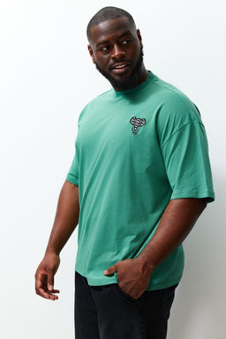 Yesil Oversize Buyuk Beden Hayvan Nak?sl? %100 Pamuk T-Shirt TMNSS24BF00025 - Trendyolmilla фото 3