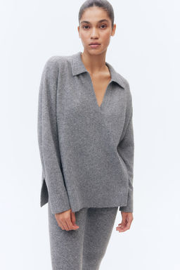 Jersey de punto fino con cuello