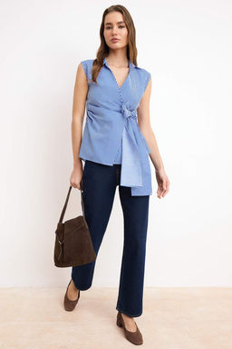 Mavi Cizgili Kruvaze Baglama Detayl? Dokuma Bluz TWOSS25BZ00581