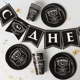 УЦЕНКА Набор бумажной посуды «Настоящий мужчина»: 6 тарелок, 6 стаканов, 1 гирлянда