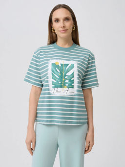 Футболка с принтом ANTIGA