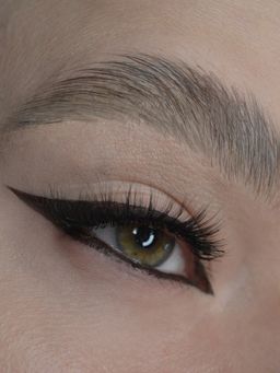 essence Подводка для глаз Liquid Ink Eyeliner wp водостойкая Ash Brown, 02 коричневый 3 мл  фото 3