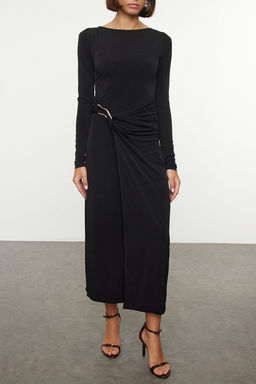 TRENDYOLMILLA Siyah Aksesuar Detayl? Fitted/Vucuda Otura Maxi Esnek Orme Elbise TWOAW25EL00462 фото 12