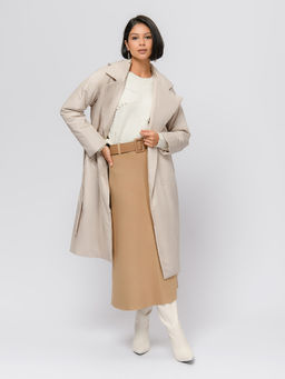 Плащ бежевого цвета с поясом и отложным воротником - 1001dress фото 2