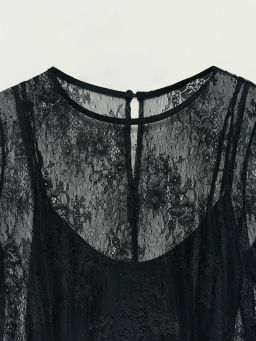 Платье миди из кружева / Zarina