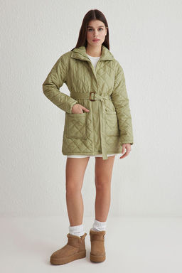 TRENDYOLMILLA Yesil Oversize Kemerli Su Itici Kapitone Mont TWOAW23MO00170  фото 2