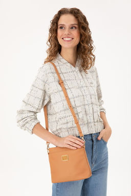 Женская светло-коричневая сумка через плечо Неожиданная скидка в корзине