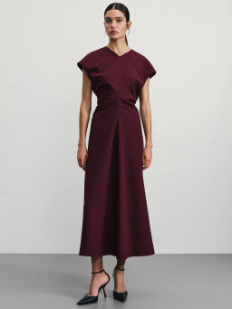 Платье миди приталенного кроя / Zarina  фото 4