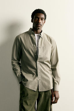 CAMISA REGULAR FIT ALGOD?N / Khaki - Zara фото 2