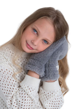Варежки детские меховые ваниль - Woollamb фото 13
