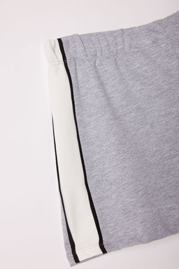 Gri Melanj Renk Bloklu Mini Sort & Bermuda TWOSS25SR00063
