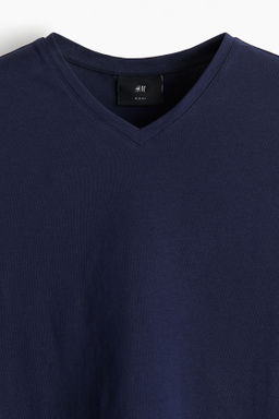 Pack de 3 camisetas con cuello de pico Slim Fit - H&m фото 3
