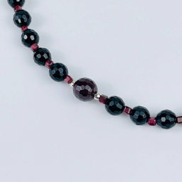 Колье из черного Агата и Граната - Радуга самоцветов фото 2