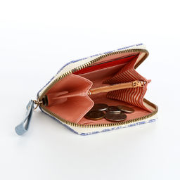 Кошелёк женский на молнии с ремешком, голубой