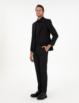 Siyah Ex. Slim Fit _izgili Y_nl_ Tak_m Elbise
